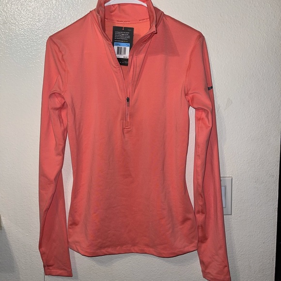 NWT NIKE SPORTS SHIRT SIZE M - Picture 1 of 14